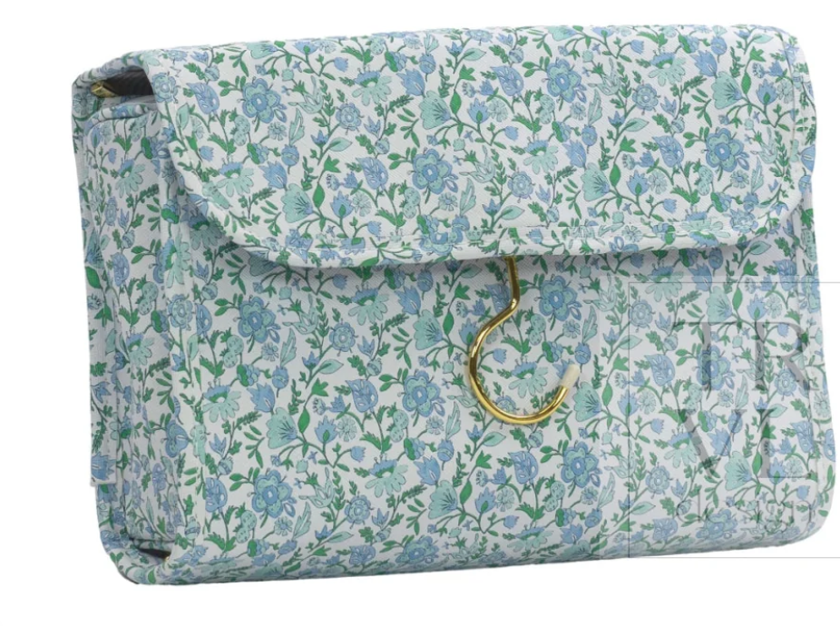 Luxe Hanging Toiletry Case